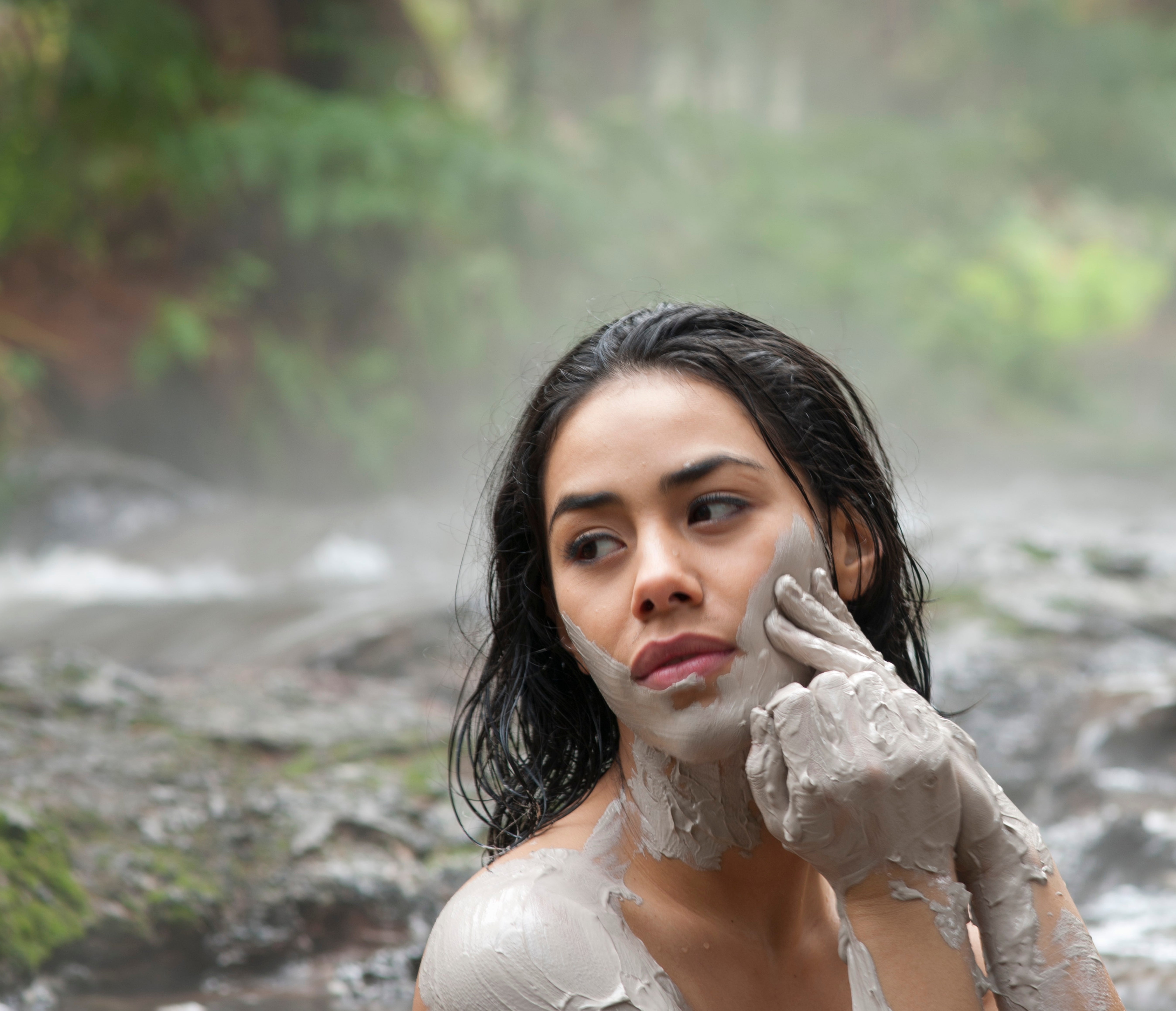 How is Rotorua’s Famous Thermal Mud Formed?